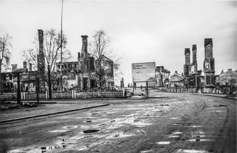 Arkistokuva kaupungista Lapin sodan jäljiltä